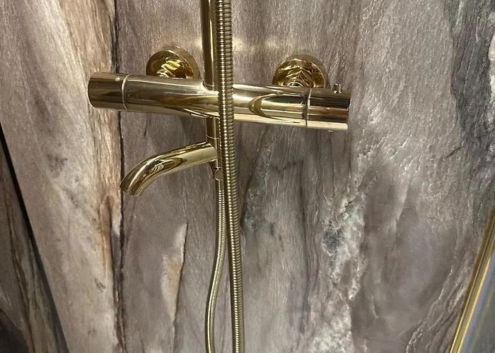 Lukrecja Houseboat Úszó hotel Wrocław