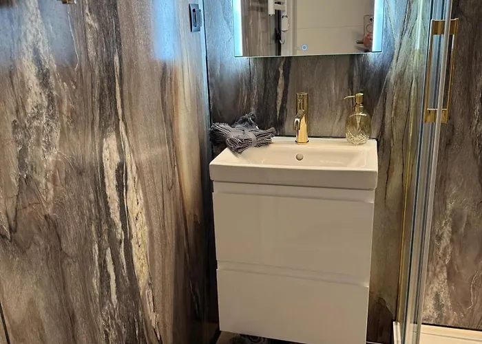 Botel Lukrecja Houseboat